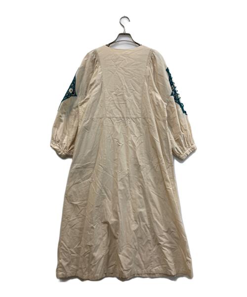 sara mallika（サラマリカ）sara mallika (サラマリカ) Peony Flower Cutwork Dress ベージュ サイズ:Sの古着・服飾アイテム