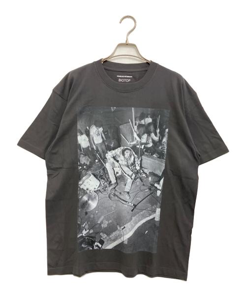 BIOTOP（ビオトープ）BIOTOP (ビオトープ) Nirvana Kurt Cobain フォト プリントTシャツ グレー サイズ:L 未使用品の古着・服飾アイテム