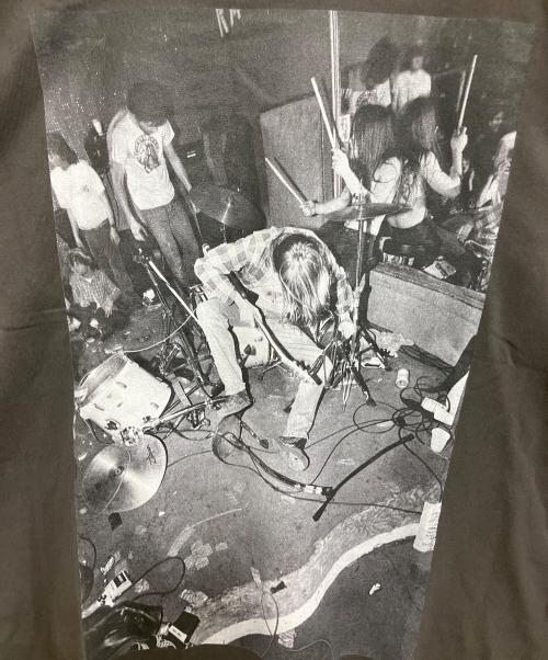 BIOTOP（ビオトープ）BIOTOP (ビオトープ) Nirvana Kurt Cobain フォト プリントTシャツ グレー サイズ:L 未使用品の古着・服飾アイテム