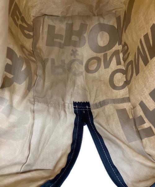 COMME des GARCONS（コムデギャルソン）COMME des GARCONS (コムデギャルソン) ロゴプリント ホリデーシーズン メッセージバッグ ベージュの古着・服飾アイテム