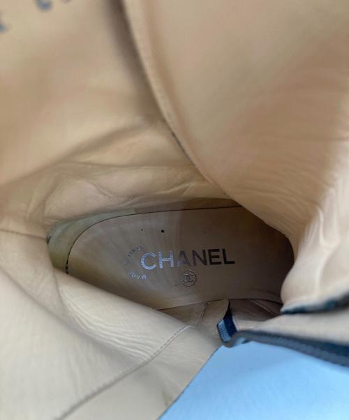 CHANEL（シャネル）CHANEL (シャネル) キャップトゥココマークレザージップブーツ ブラック サイズ:38 1/2 Cの古着・服飾アイテム