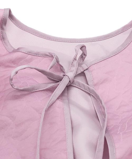 Bluelea（ブルレア）Bluelea (ブルレア) Silky Jacquard Blouse ピンク サイズ:SIZE FREEの古着・服飾アイテム