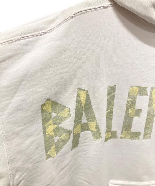 BALENCIAGA（バレンシアガ）BALENCIAGA (バレンシアガ) テープ タイプ リップド ポケット フーディ ホワイト サイズ:Mの古着・服飾アイテム