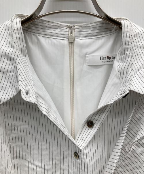 HER LIP TO（ハーリップトゥ）Her lip to (ハーリップトゥ) Striped Asymmetrical Shirt Dress ホワイト サイズ:Mの古着・服飾アイテム
