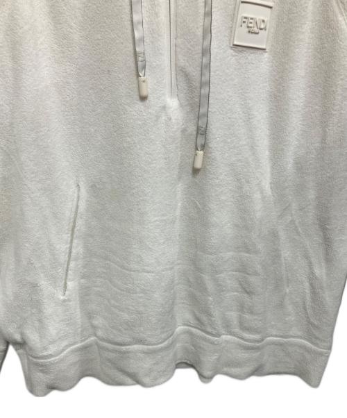 FENDI（フェンディ）FENDI (フェンディ) パイル ハーフジップパーカー ホワイト サイズ:Lの古着・服飾アイテム