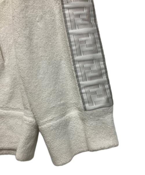 FENDI（フェンディ）FENDI (フェンディ) パイル ハーフジップパーカー ホワイト サイズ:Lの古着・服飾アイテム