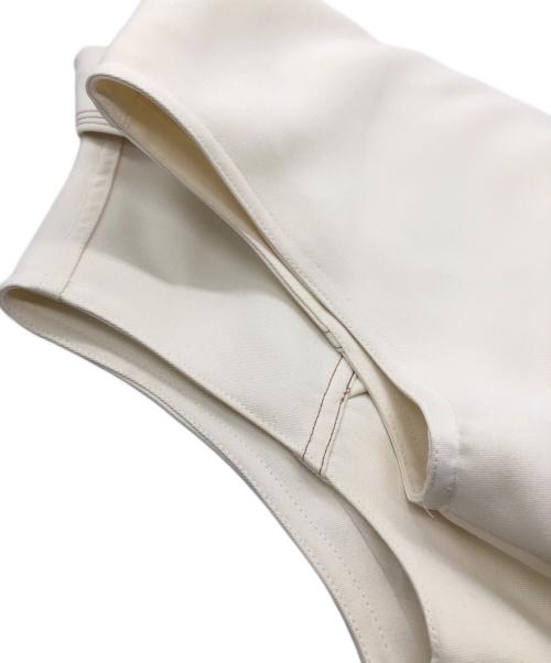 L'AUBE BLANC（ローブ ブラン）L'AUBE BLANC (ローブ ブラン) Architect Zip Compact Top オフホワイト サイズ:SIZE FREEの古着・服飾アイテム