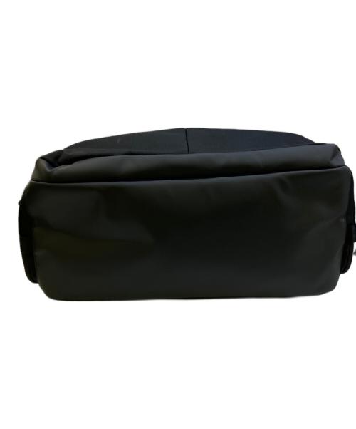 Incase（インケース）Incase (インケース) A.R.C. Duffle ブラックの古着・服飾アイテム