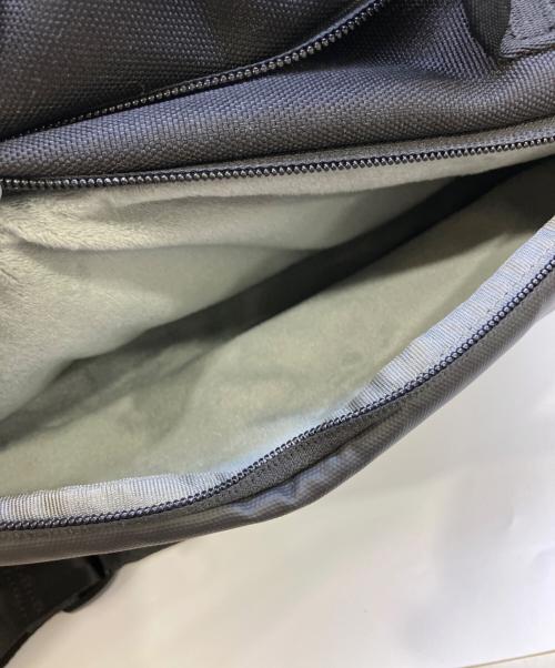Incase（インケース）Incase (インケース) A.R.C. Duffle ブラックの古着・服飾アイテム