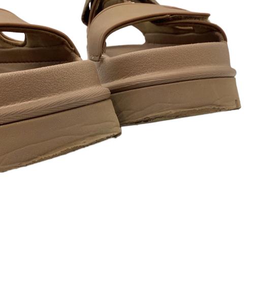 UGG（アグ）UGG (アグ) GoldenGlow ブラウン サイズ:25の古着・服飾アイテム