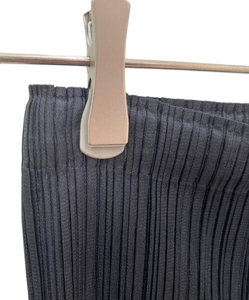 PLEATS PLEASE（プリーツプリーズ）PLEATS PLEASE (プリーツプリーズ) THICKER BOTTOMS ブラック サイズ:2の古着・服飾アイテム