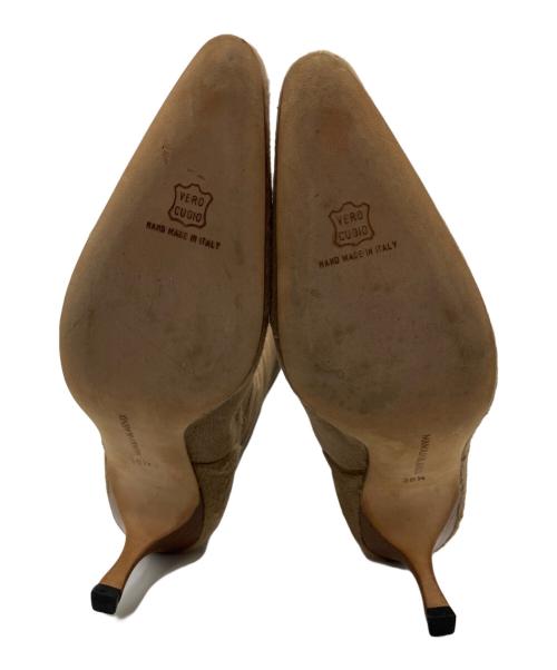 Manolo Blahnik（マノロ ブラニク）Manolo Blahnik (マノロ ブラニク) ロングブーツ ベージュ サイズ:36 1/2の古着・服飾アイテム