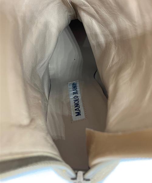 Manolo Blahnik（マノロ ブラニク）Manolo Blahnik (マノロ ブラニク) ロングブーツ ベージュ サイズ:36 1/2の古着・服飾アイテム