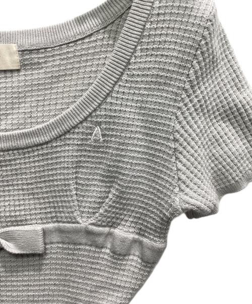 ANDMARY（アンドマリー）ANDMARY (アンドマリー) Waffle ribbon tops グレー サイズ:FREEの古着・服飾アイテム