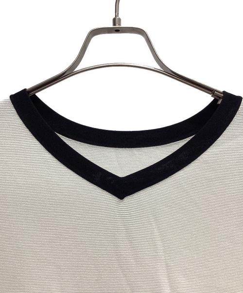 UNTITLED（アンタイトル）UNTITLED (アンタイトル) 前後2WAYフレンチスリーブニット ホワイト サイズ:2の古着・服飾アイテム