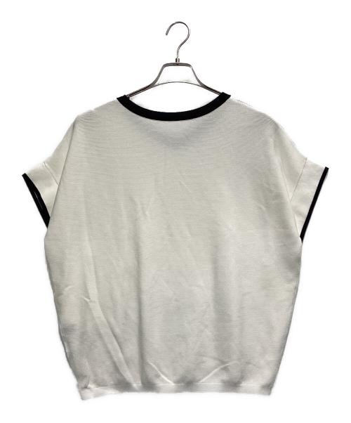 UNTITLED（アンタイトル）UNTITLED (アンタイトル) 前後2WAYフレンチスリーブニット ホワイト サイズ:2の古着・服飾アイテム
