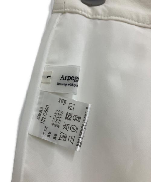 ARPEGE STORY（アルページュストーリー）ARPEGE STORY (アルページュストーリー) ドライカーヴィーパンツ ホワイト サイズ:1の古着・服飾アイテム