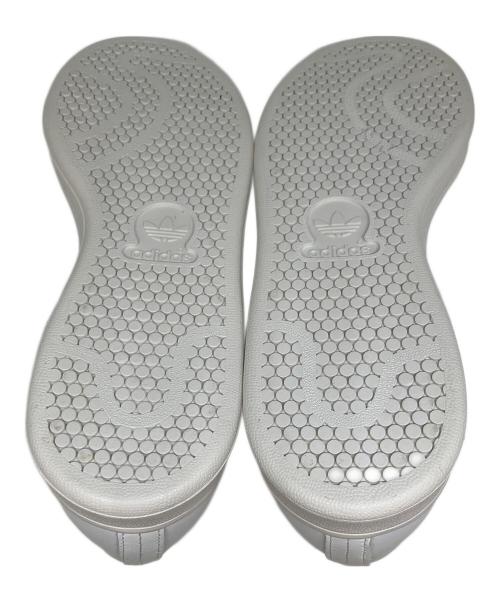 adidas（アディダス）adidas (アディダス) HYKE (ハイク) ミッドカットスニーカー ホワイト サイズ:24.5cmの古着・服飾アイテム