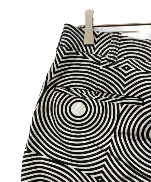 NEIGHBORHOOD（ネイバーフッド）NEIGHBORHOOD (ネイバーフッド) アブストラクトパターン ショートパンツ ブラック サイズ:Mの古着・服飾アイテム