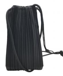 PLEATS PLEASE（プリーツプリーズ）の古着「DEWDROP PLEATS BAG/ショルダーポーチ」｜ブラック