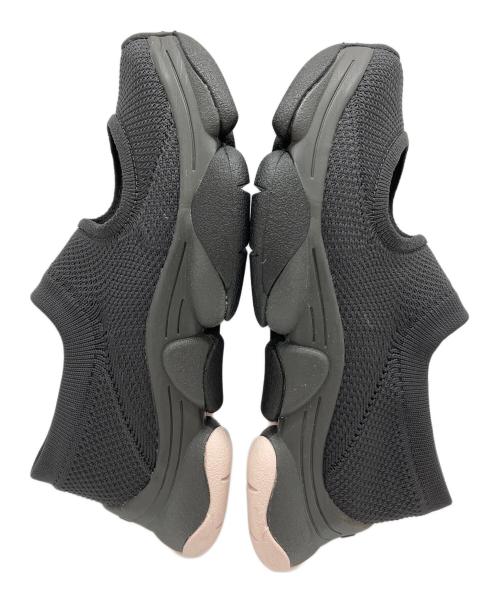 ISSEY MIYAKE（イッセイミヤケ）ISSEY MIYAKE (イッセイミヤケ) CAMPER (カンペール) カーストフィンチ カジュアルシューズ グレー サイズ:35の古着・服飾アイテム