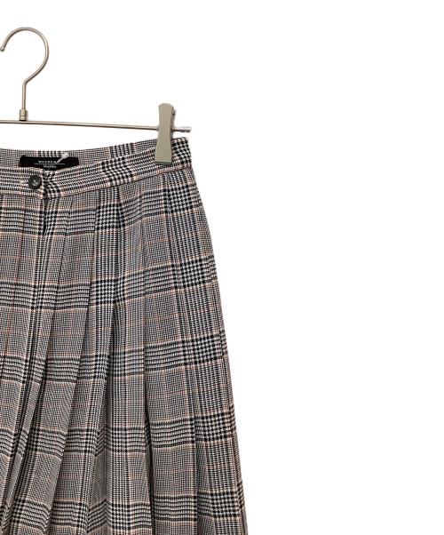 WEEKEND Max Mara（ウィークエンド マックスマーラ）Weekend Max Mara (ウィークエンド マックスマーラ) チェックプリーツスカート グレー サイズ:SIZE 40の古着・服飾アイテム