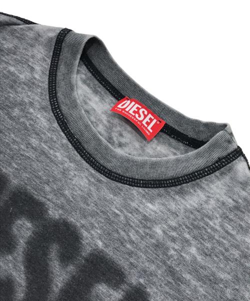 DIESEL（ディーゼル）DIESEL (ディーゼル) ロゴプリントTシャツ/半袖カットソー グレー サイズ:Sの古着・服飾アイテム