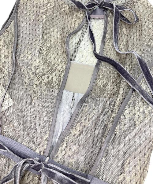 FRAY ID（フレイ アイディー）FRAY ID (フレイ アイディー) ドット&レースドレス グレー 未使用品の古着・服飾アイテム