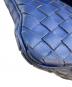 中古・古着 BOTTEGA VENETA (ボッテガベネタ) レザーショルダーバッグ ブルー：45000円