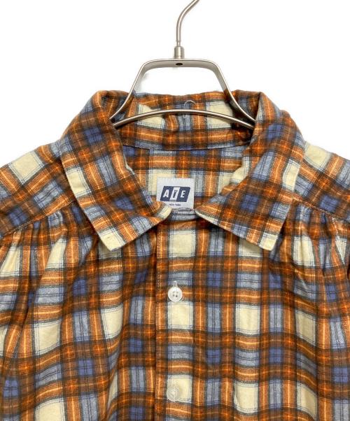 AiE（エーアイイー）AiE (エーアイイー) ペインターシャツ オレンジ サイズ:Sの古着・服飾アイテム