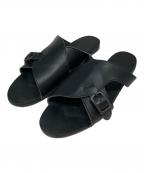 Y'sワイズ）の古着「SEMI GLOSS TANNED LEATHER FLAT SANDALS/セミ グロス タンド レザー フラット サンダル」｜ブラック