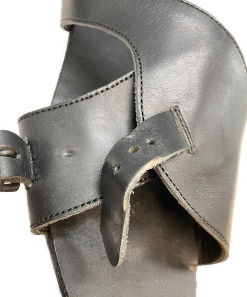 Y's（ワイズ）Y's (ワイズ) SEMI GLOSS TANNED LEATHER FLAT SANDALS/セミ グロス タンド レザー フラット サンダル ブラック サイズ:6の古着・服飾アイテム