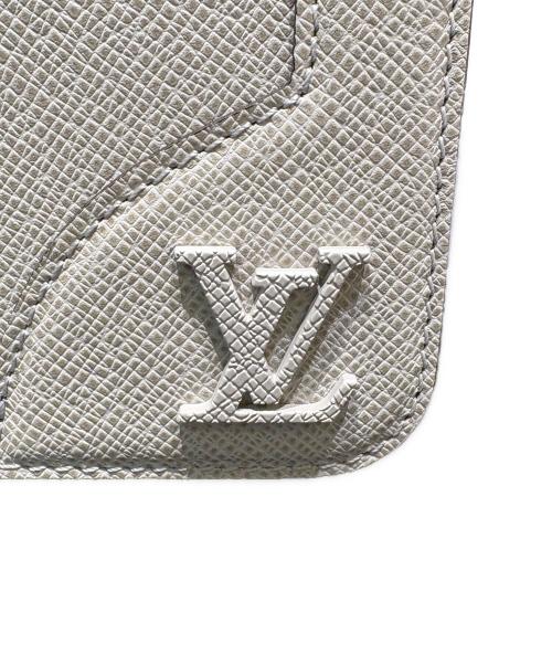 LOUIS VUITTON（ルイ ヴィトン）LOUIS VUITTON (ルイ ヴィトン) タイガ ニューフラップメッセンジャー/ショルダーバッグ ライトグレーの古着・服飾アイテム