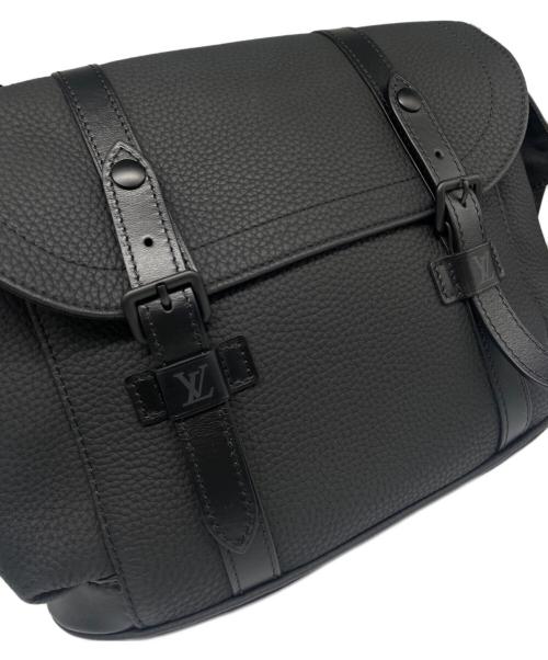 LOUIS VUITTON（ルイ ヴィトン）LOUIS VUITTON (ルイ ヴィトン) クリストファー・メッセンジャー/ショルダーバッグ ブラックの古着・服飾アイテム