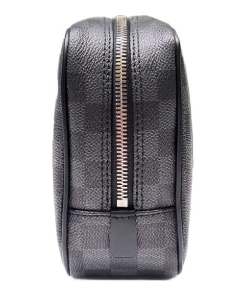 LOUIS VUITTON（ルイ ヴィトン）LOUIS VUITTON (ルイ ヴィトン) トラベルポーチ/ダミエ・グラフィット/トゥルース・トワレ GM ブラック サイズ:GMの古着・服飾アイテム