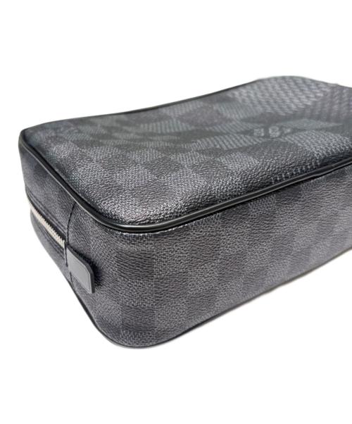 LOUIS VUITTON（ルイ ヴィトン）LOUIS VUITTON (ルイ ヴィトン) トラベルポーチ/ダミエ・グラフィット/トゥルース・トワレ GM ブラック サイズ:GMの古着・服飾アイテム