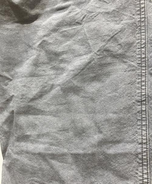 confect（コンフェクト）confect (コンフェクト) リネン和紙 デッキトラウザーズパンツ グレー サイズ:SIZE　3の古着・服飾アイテム