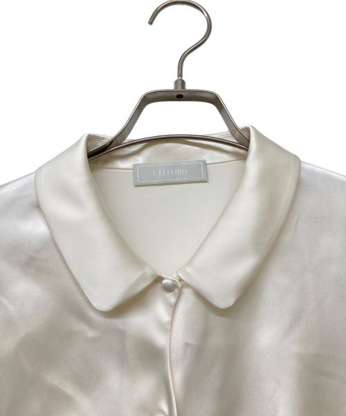 CELFORD（セルフォード）CELFORD (セルフォード) 26SS フロントスカラサテンブラウス アイボリー サイズ:size36の古着・服飾アイテム