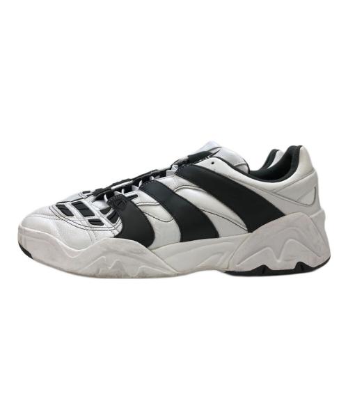 adidas（アディダス）adidas (アディダス) スニーカー ホワイト×ブラック サイズ:29の古着・服飾アイテム