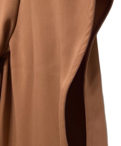 Noble（ノーブル）Noble (ノーブル) ボウタイライクノースリブラウス ブラウン サイズ:F 未使用品の古着・服飾アイテム