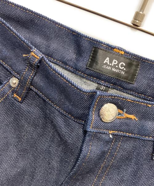 A.P.C.（アーペーセー）A.P.C. (アーペーセー) JEAN MARTINデニムパンツ インディゴ サイズ:78.5cmの古着・服飾アイテム