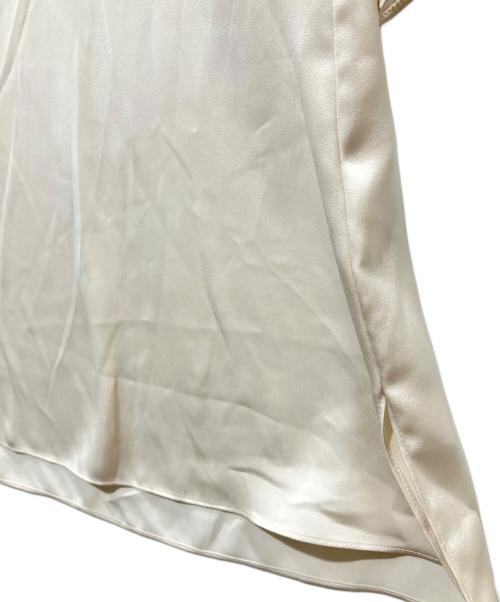 theory luxe（セオリーリュクス）theory luxe (セオリーリュクス) サテンショートスリーブTブラウス ベージュ サイズ:40の古着・服飾アイテム