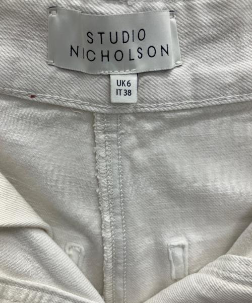 STUDIO NICHOLSON（スタジオ ニコルソン）STUDIO NICHOLSON (スタジオ ニコルソン) デニムパンツ ホワイト サイズ:UK6 IT38の古着・服飾アイテム
