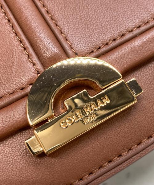 COLE HAAN（コールハーン）COLE HAAN (コールハーン) セレネアサドルバッグ ブラウンの古着・服飾アイテム