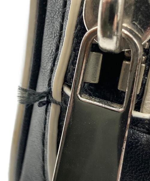 MARC JACOBS（マークジェイコブス）MARC JACOBS (マークジェイコブス) ショルダーバッグ ブラック×ホワイトの古着・服飾アイテム