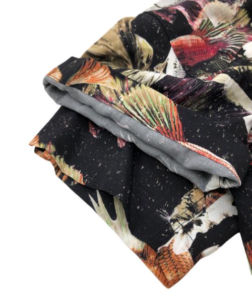 TIGHTBOOTH PRODUCTION（タイトブースプロダクション）TIGHTBOOTH PRODUCTION (タイトブースプロダクション) FISH CAMO ALOHA ブラック サイズ:SIZE Lの古着・服飾アイテム