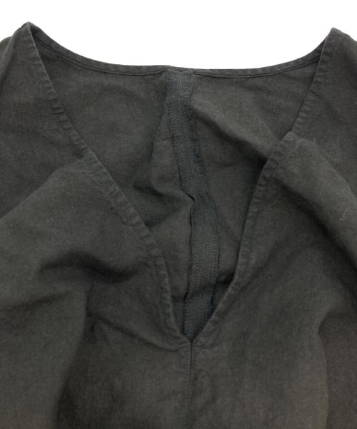 nest Robe（ネストローブ）nest Robe (ネストローブ) ブラックリネンバックVネックノースリーブワンピース ブラック サイズ:freeの古着・服飾アイテム