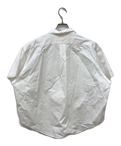 THE SHINZONE（ザ シンゾーン）THE SHINZONE (ザ シンゾーン) HALF SLEEVE DADDY SHIRT ホワイト サイズ: FOの古着・服飾アイテム