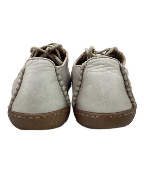 CLARKS（クラークス）CLARKS (クラークス) レースアップシューズ ベージュ サイズ:27の古着・服飾アイテム