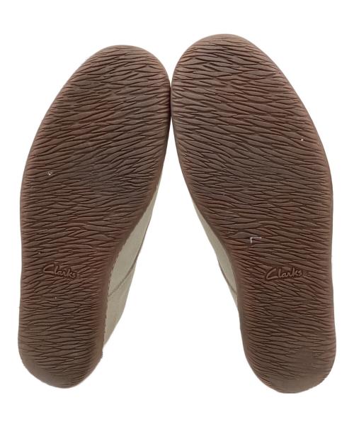 CLARKS（クラークス）CLARKS (クラークス) レースアップシューズ ベージュ サイズ:27の古着・服飾アイテム